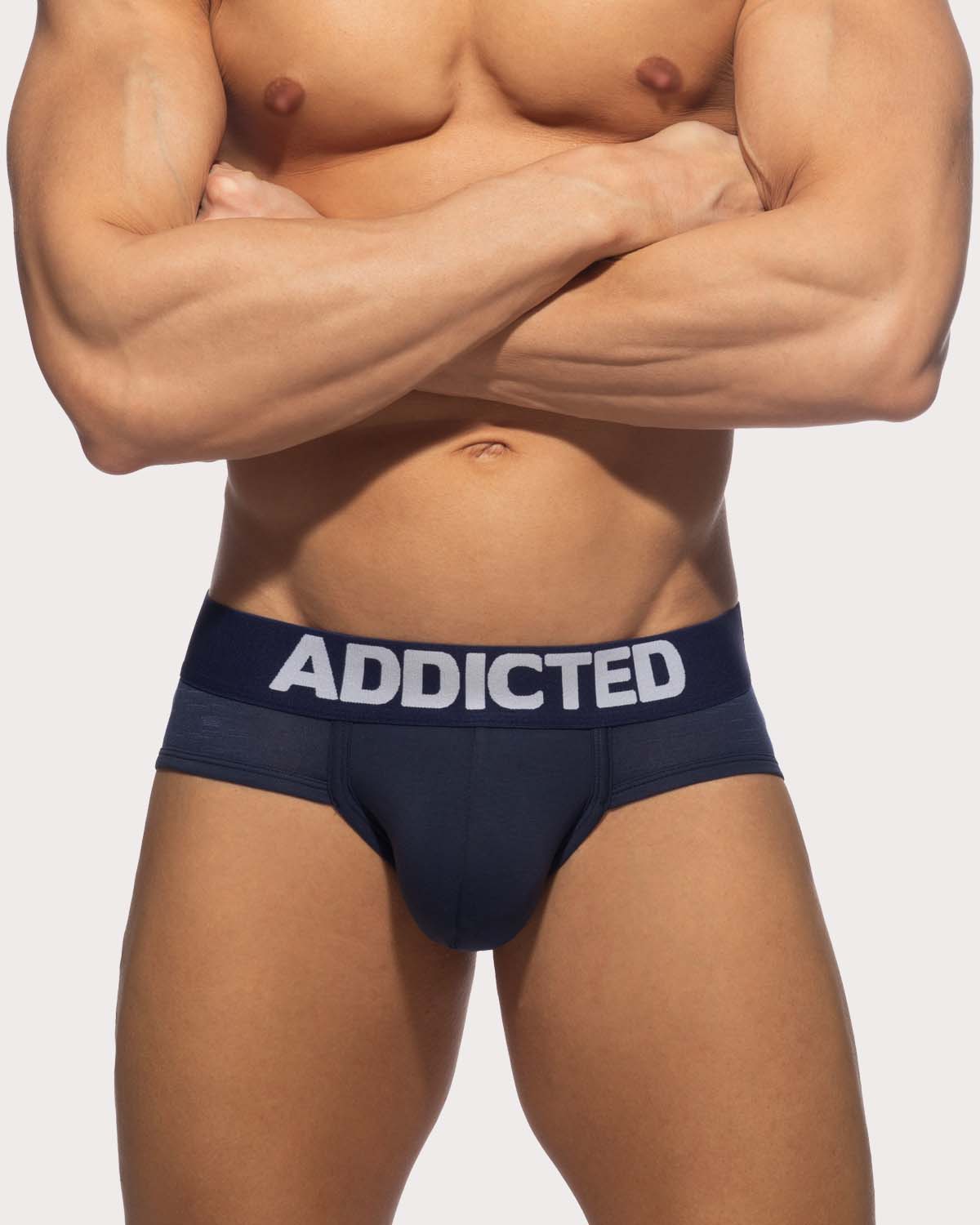 Addicted Flame Cotton Basic Brief - Navy-blauer Slip mit breitem Bund und großzügigem Pouch aus angenehm soften Material