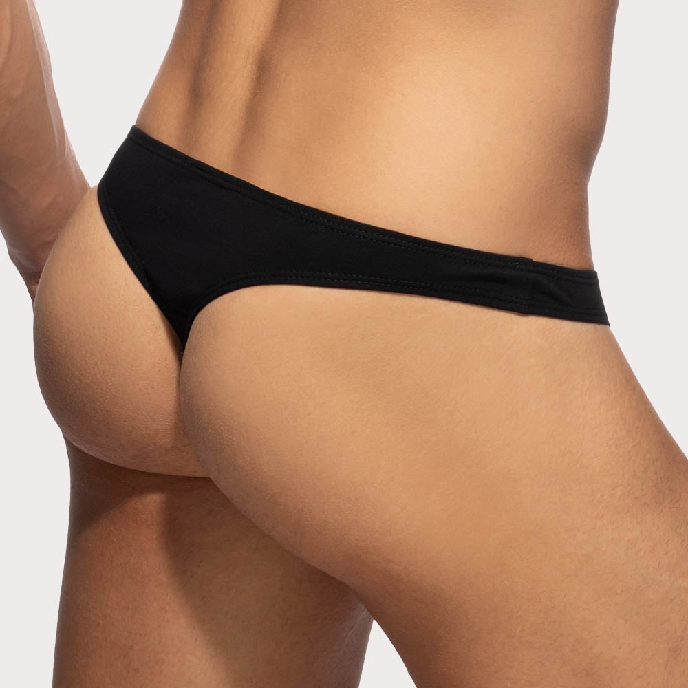 Addicted Cotton Thong - knapper Low-Rise String-Tanga für Männer in schwarz, back