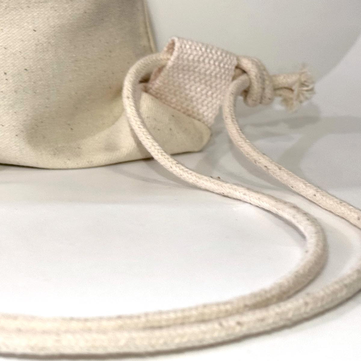 ES Collection Organic Cotton Beach Bag - Stylischer Rucksack aus Bio Baumwolle für Essentials, details