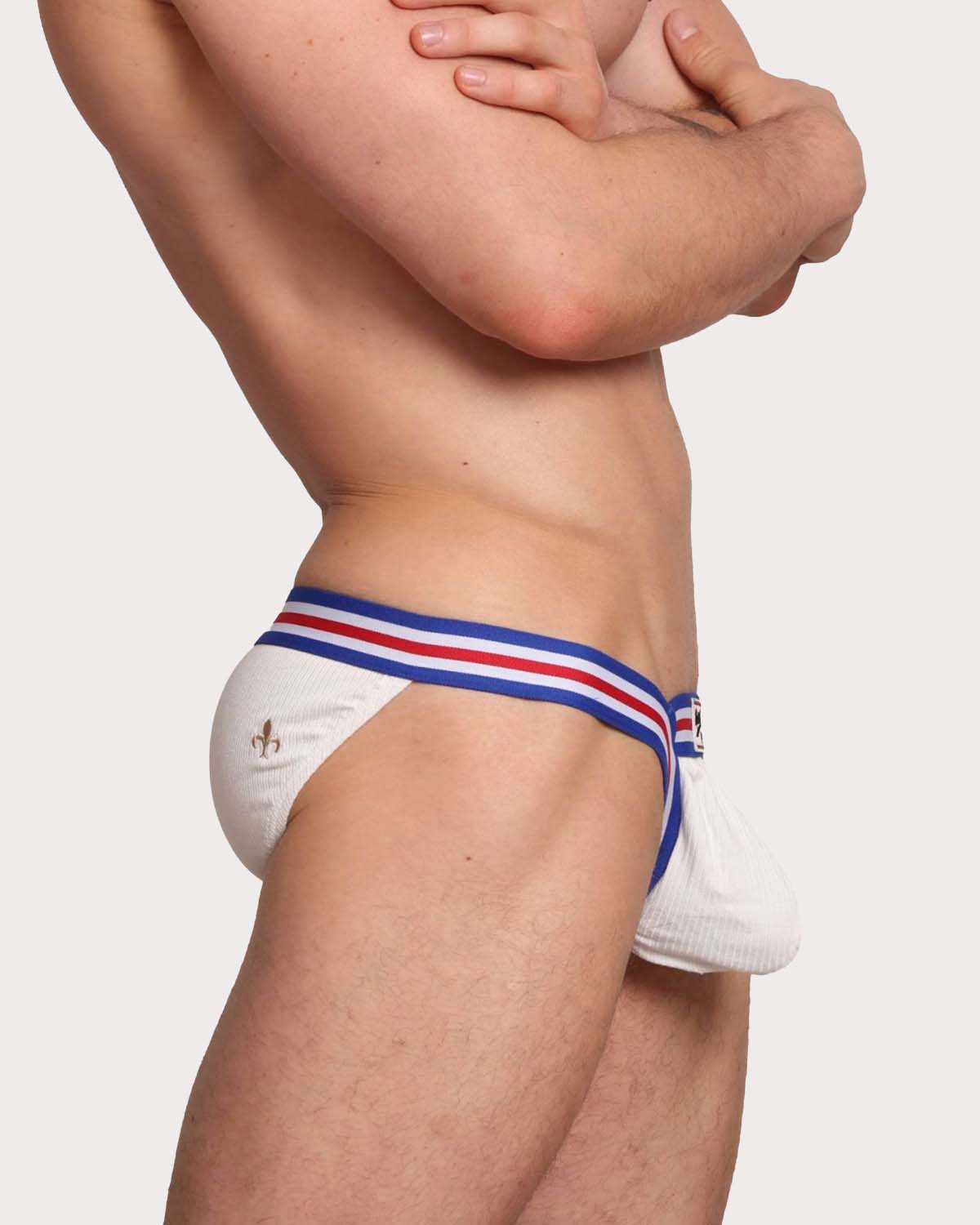 Marcuse Marche Tanga Brief - Knapper Mini Slip für Herren im super Low-Rise Design in weiß