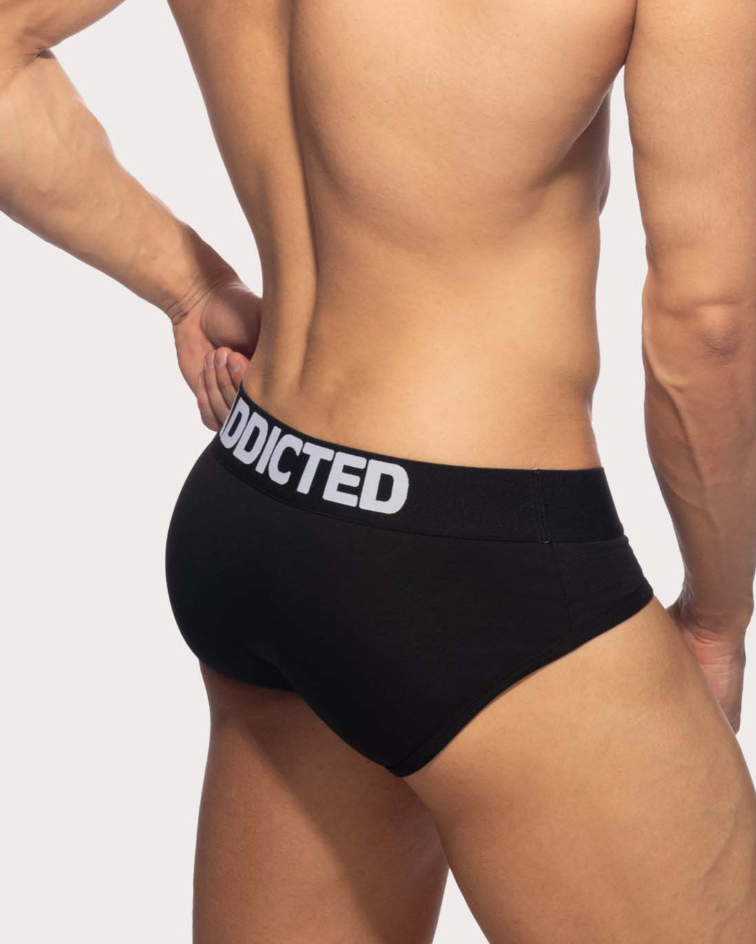Addicted Flame Cotton Basic Brief - Schwarzer Slip mit breitem Bund und großzügigem Pouch aus angenehm soften Material, back