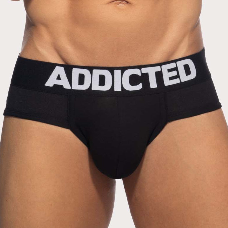 Addicted Flame Cotton Basic Brief - Schwarzer Slip mit breitem Bund und großzügigem Pouch aus angenehm soften Material