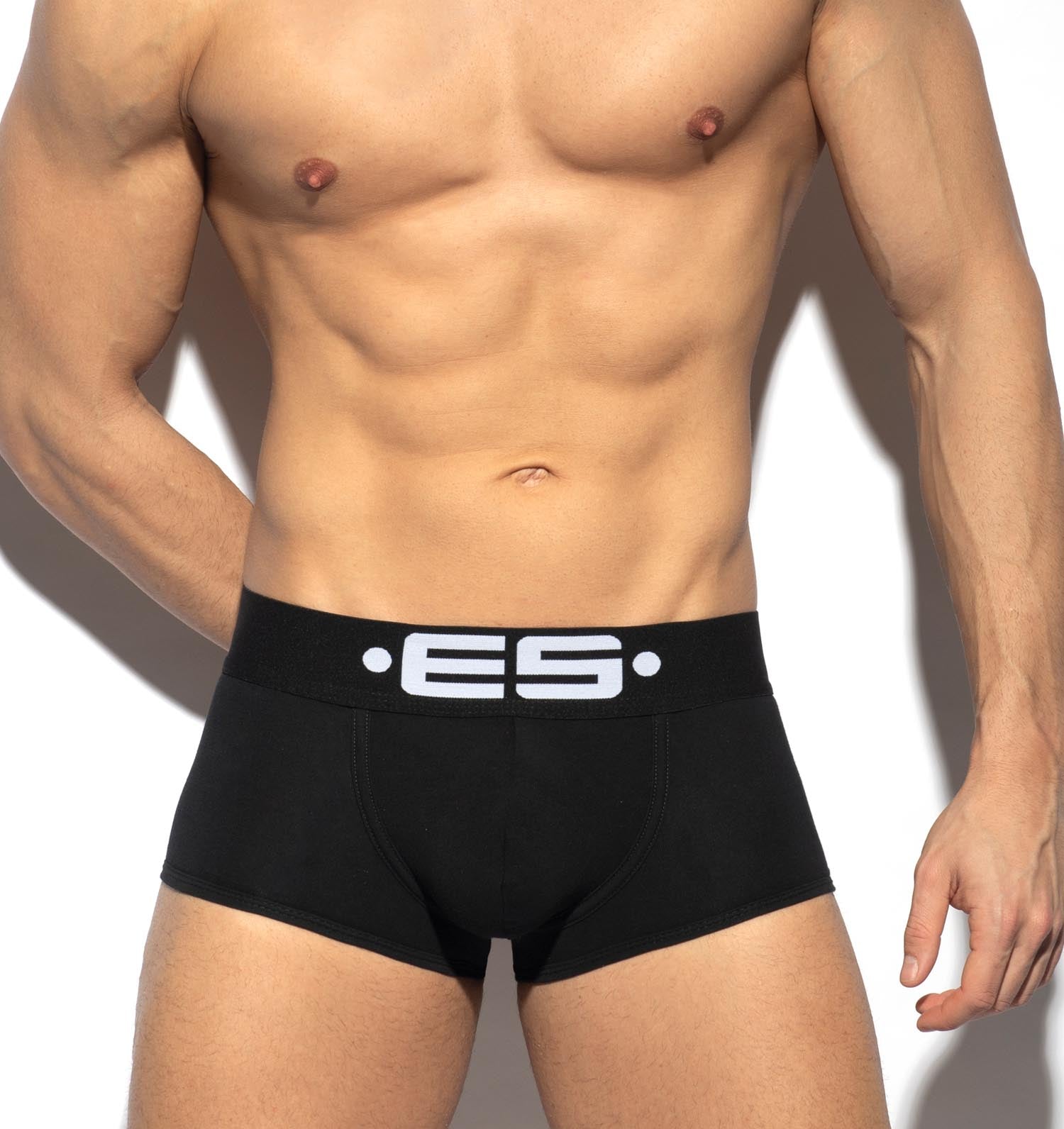 ES Collection Back Up Wondertrunk black front