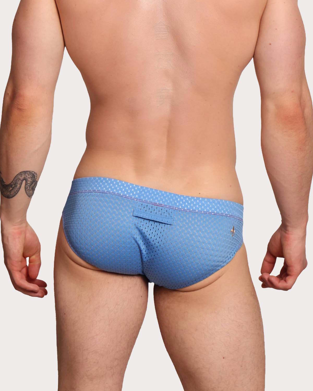 Marcuse Bussine Brief - Männer Slip aus atmungsaktivem Mesh mit herausnehmbarer Push-Up Einlage in blau, back