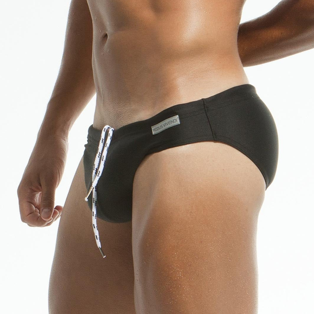 Modus Vivendi Herren Badeslip 'Classic Swim Brief' black
