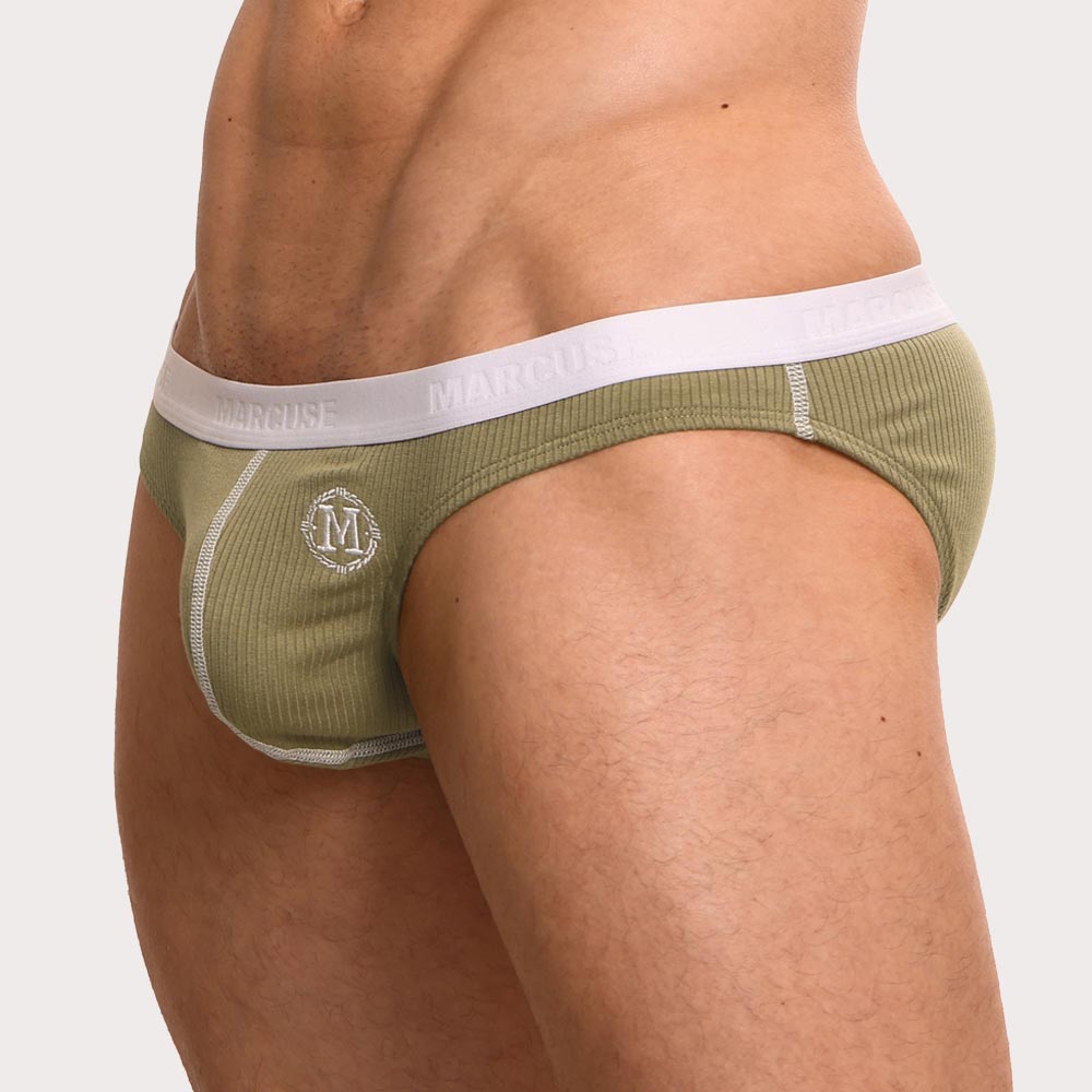 Marcuse Classique Slip – super Low-Rise Slip für Herren aus weichem Feinripp-Gewebe mit Double Layer Pouch in oliv-grün