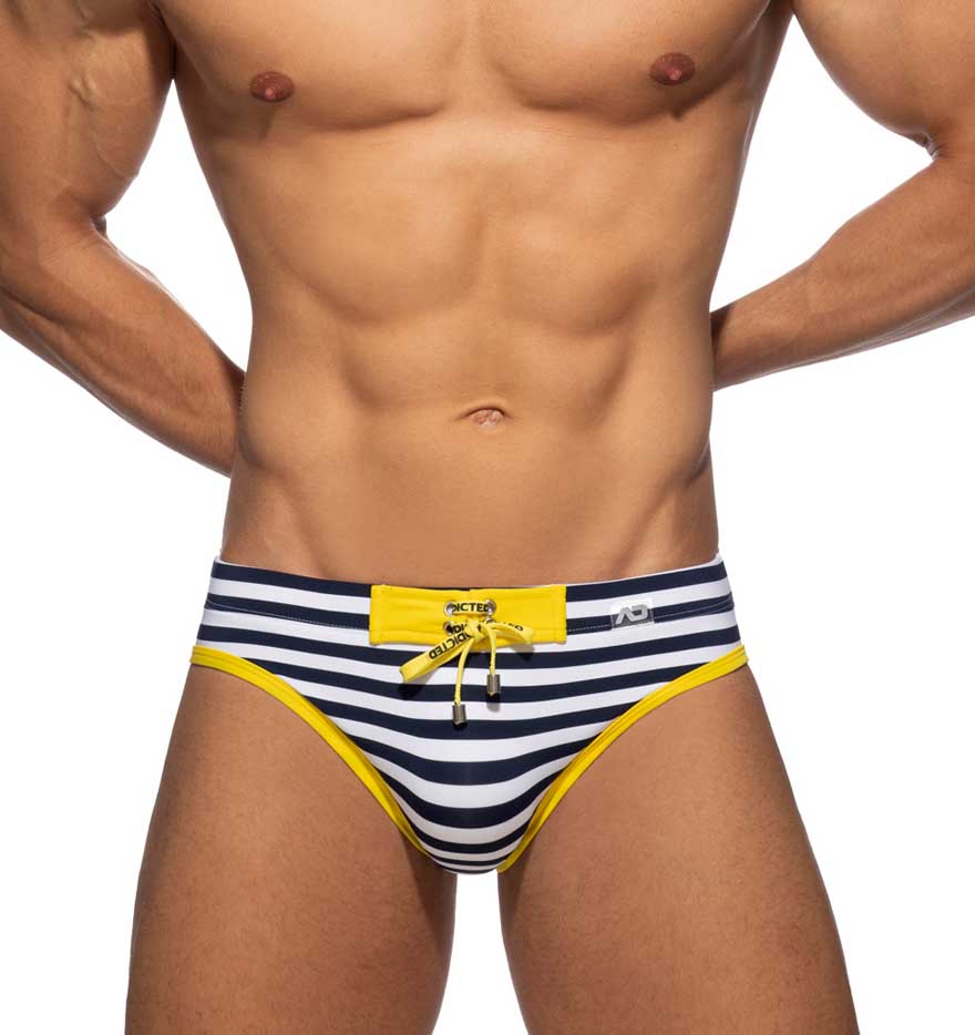 gestreifter Badeslip 'Sailor Swim Brief' von Addicted mit Push Up Einlage, Frontansicht