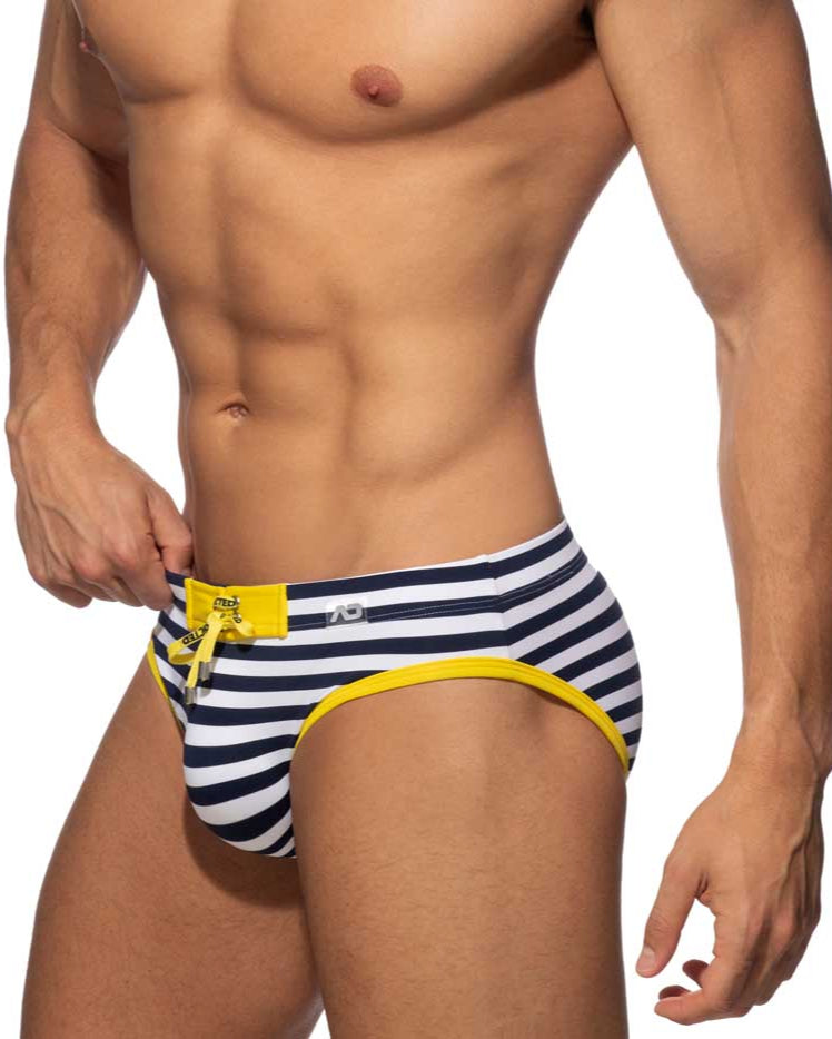 gestreifter Badeslip 'Sailor Swim Brief' von Addicted mit Push Up Einlage