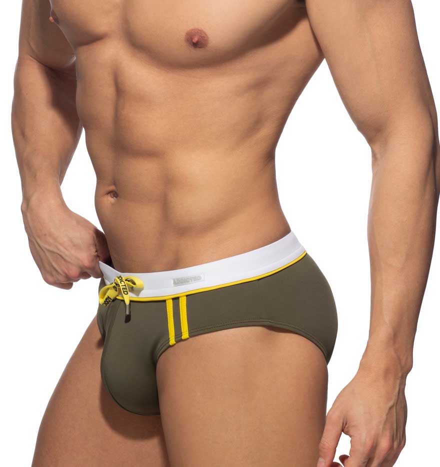 Addicted Badeslip 'Detail Binding Swim Brief' in khaki mit Push-Up Einlage, Seitenansicht